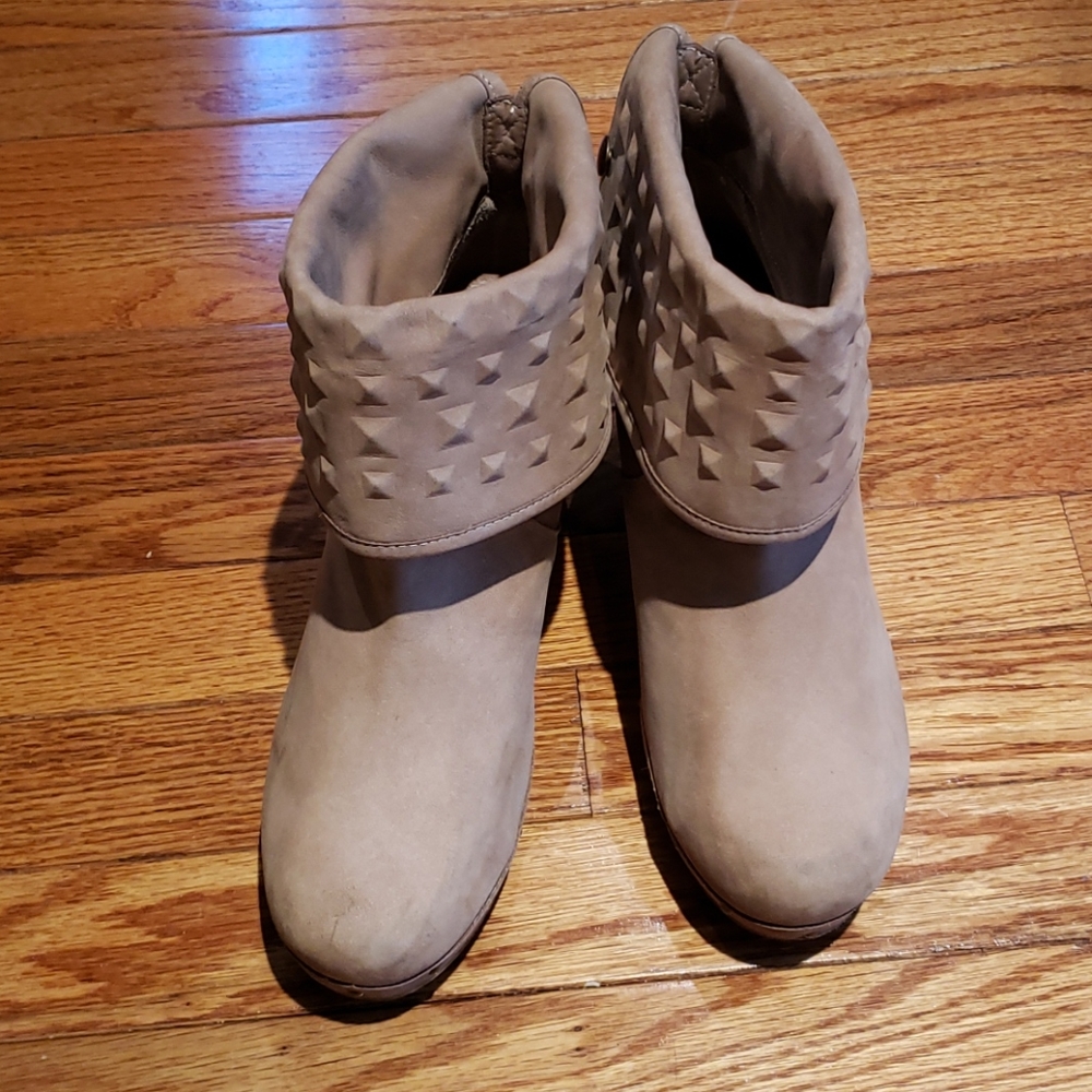 Uggs Suede Boots Euc Size 8